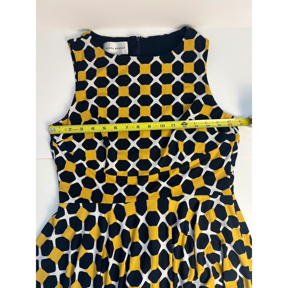 Donna Morgan Yellow Navy Blue Geometric Honeycomb Fit and Flare Dress Size 8 - Picture 7 of 10